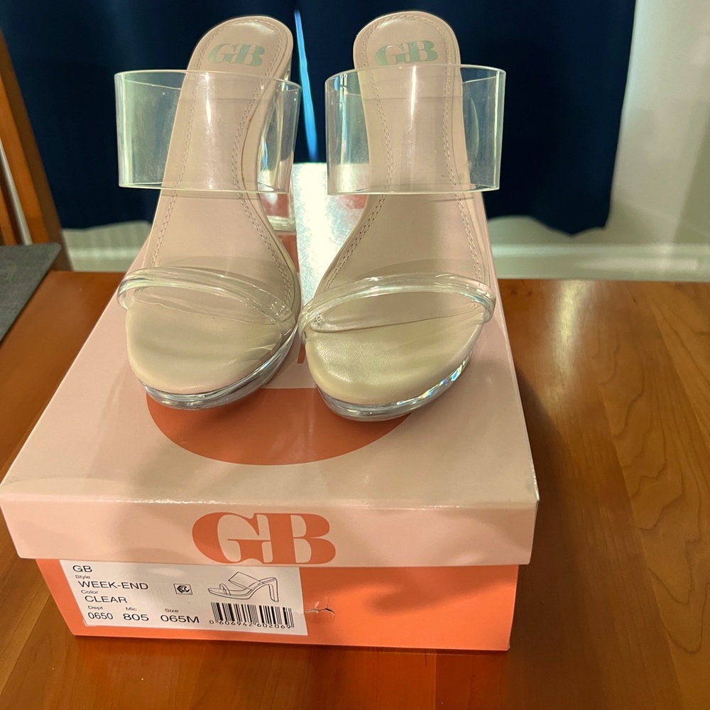 BRAND NEW - GB Heels clear